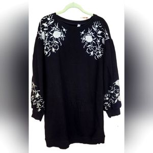Daily Practice by Anthropologie Embroidered Sweatshirt Tunic DressDaily Practi